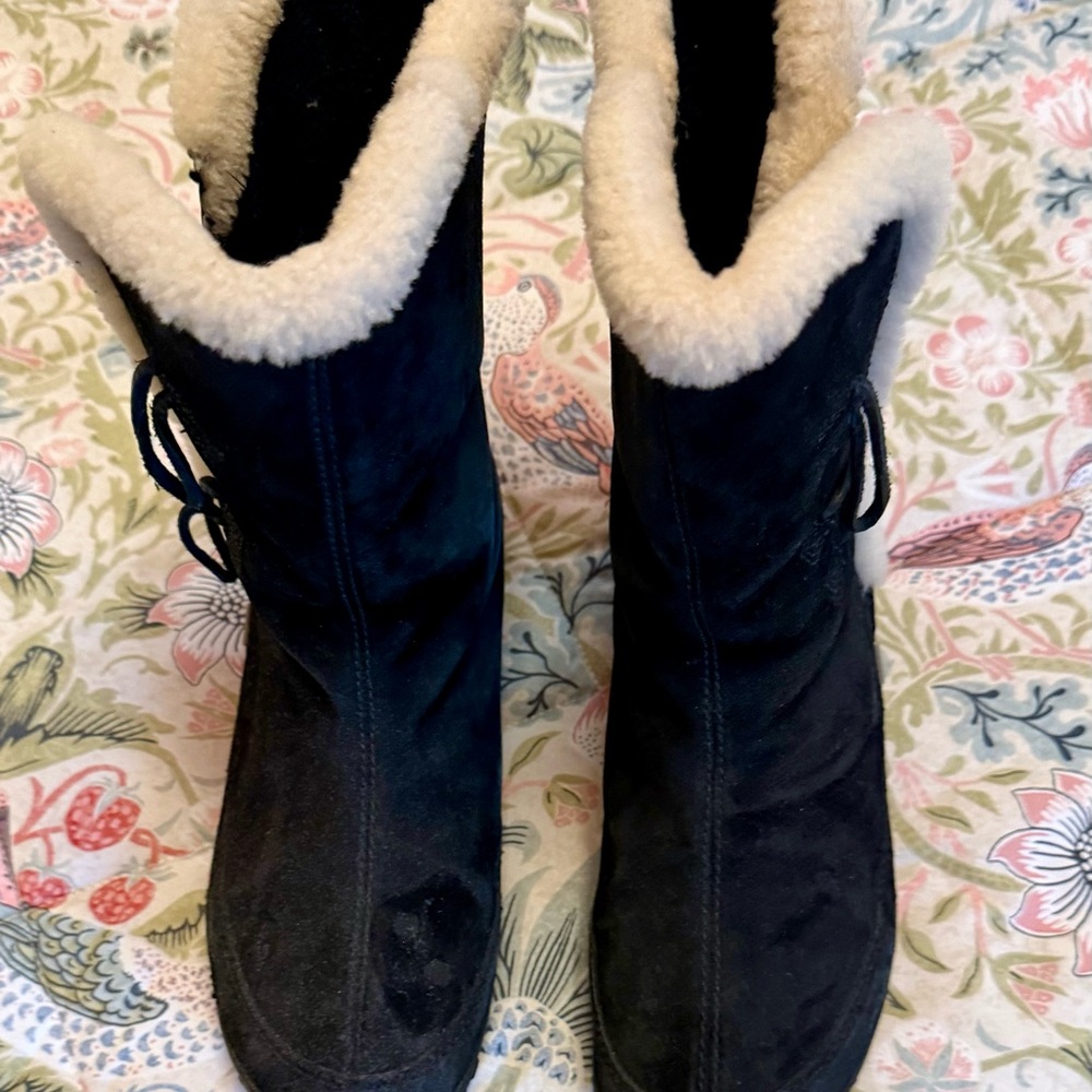 Merrell Black Boots with Cream Lining